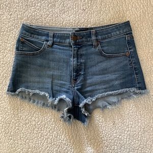 **SOLD**VOLCOM shorts